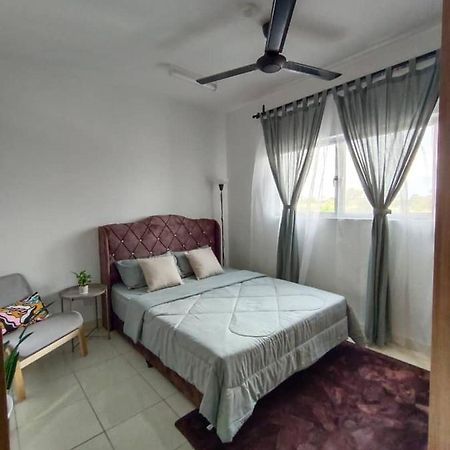 Qilayna Guest Room Sepang Exterior foto